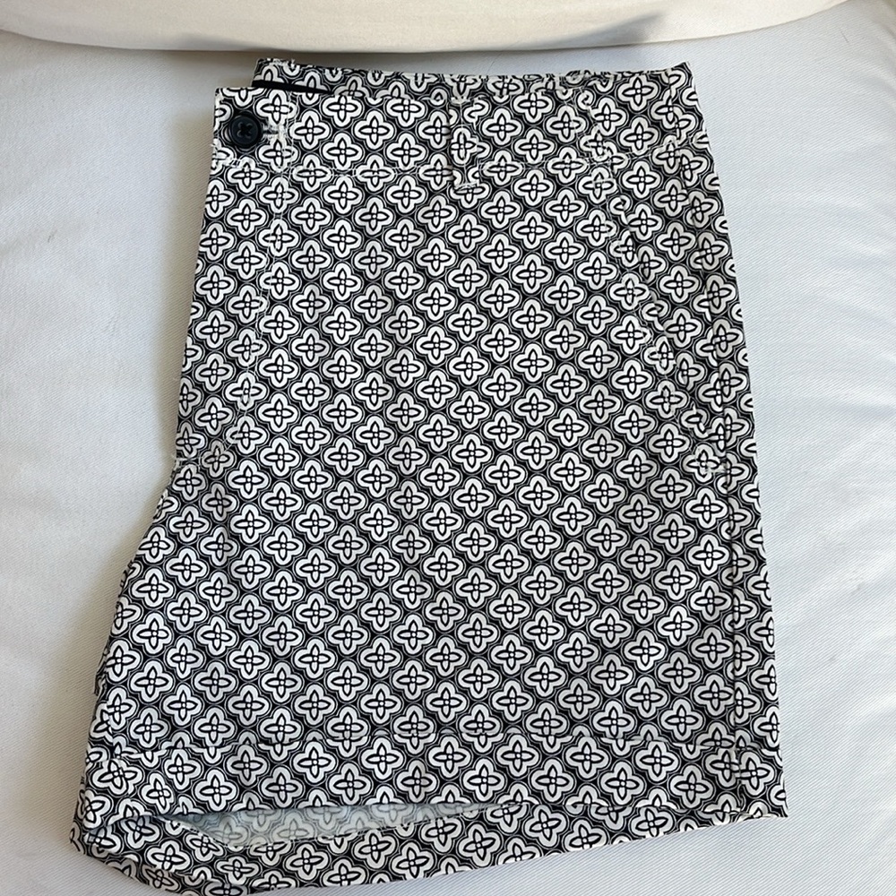 Banana Republic 5” Summer Shorts size 12